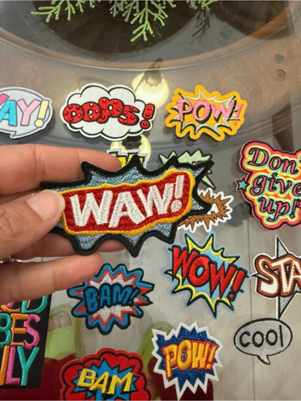 Patch -Embroidered Comic Word Patch Set - Multicolor - Picture 2 of 5